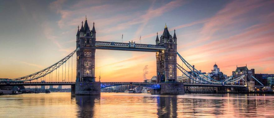 Travel Review: Excellent Tour To Scotland & England, London, Dublin, Edinburgh..
