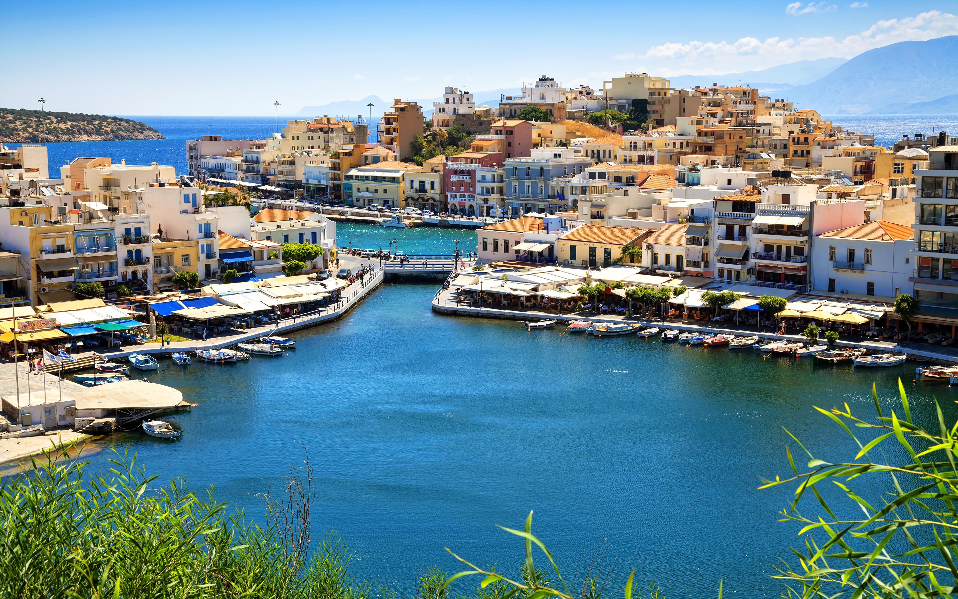 Greece Travel Review: Awesome food and beaches