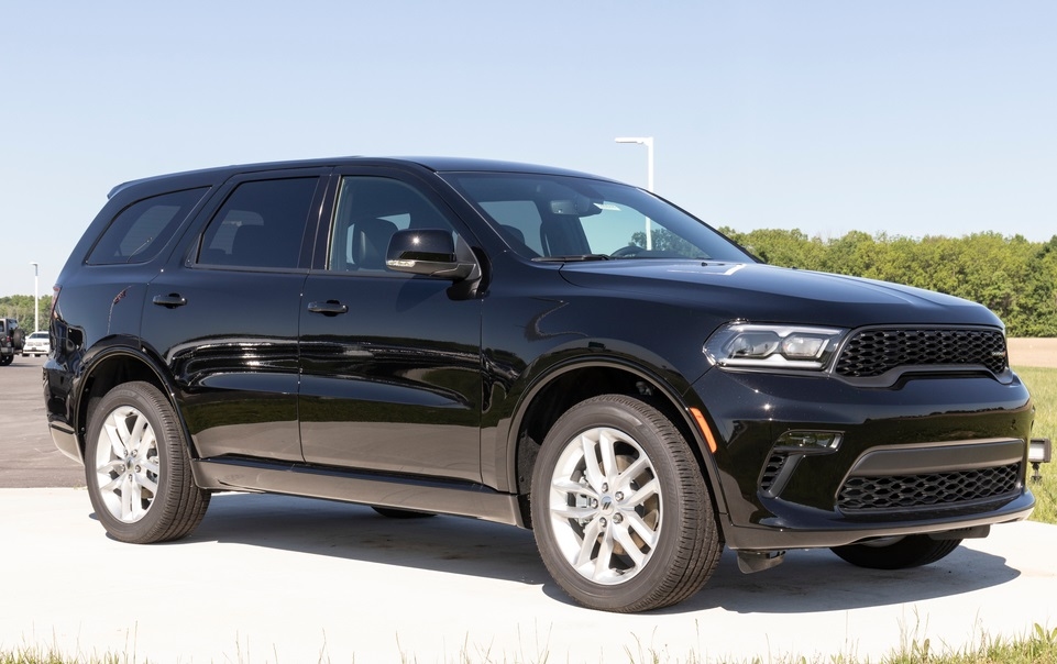 2021 Jeep Grand Cherokee L vs. Dodge Durango: Which Stellantis 3-Row SUV Is Best?