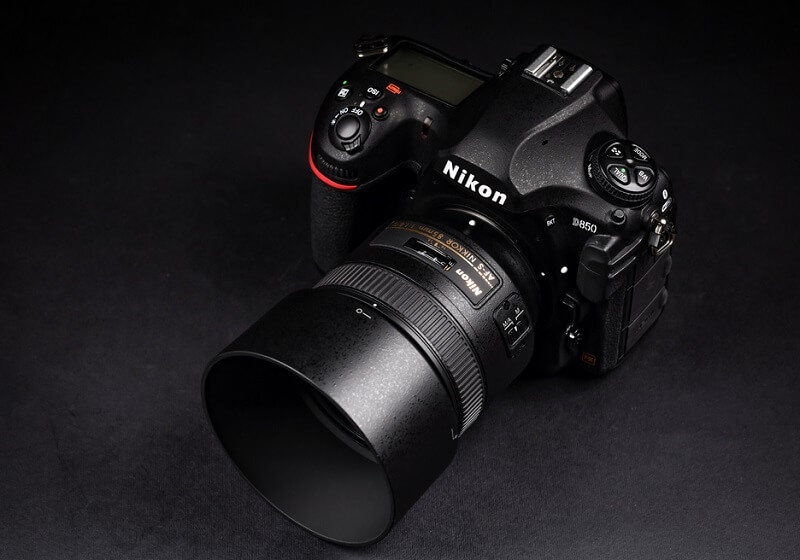 Nikon d850 Camera with 85mm Lens