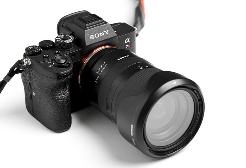 Sony full frame mirrorless camera A7R IV