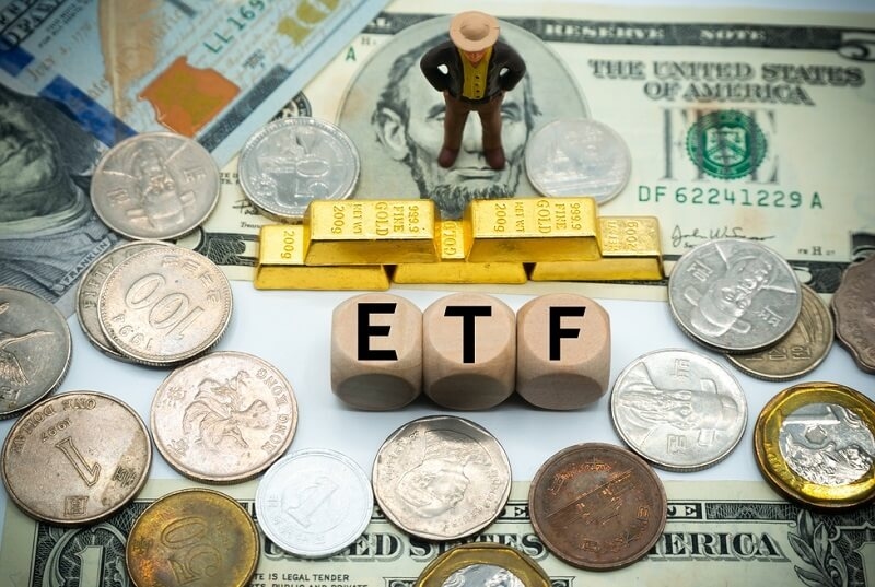 exchange-traded fund (ETF)