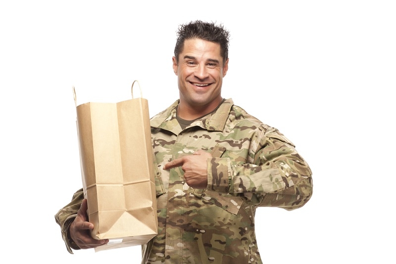 Veteran Soldier getting discount while shopping