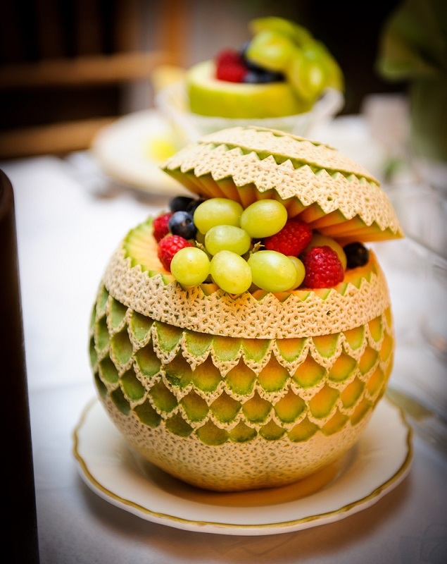 Wedding table decoration with fruits