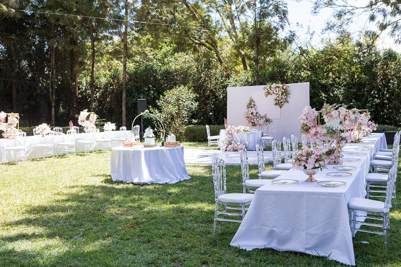 budget friendly wedding decorations