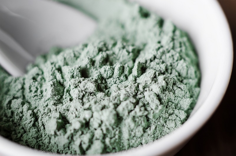 Bentonite clay