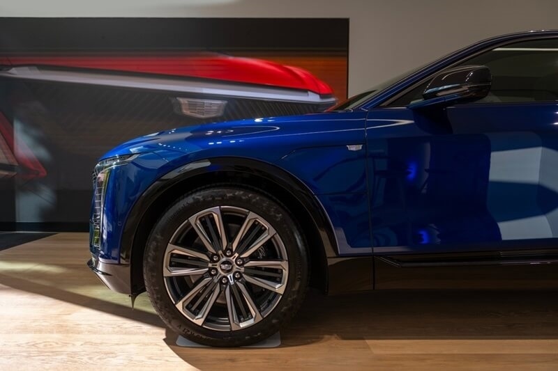 blue-cadillac-lyriq-premium-electric-suv