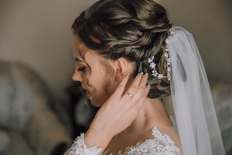 wedding hair trends, updo styles, hair inspiration, romantic hairstyles, bridal hair looks