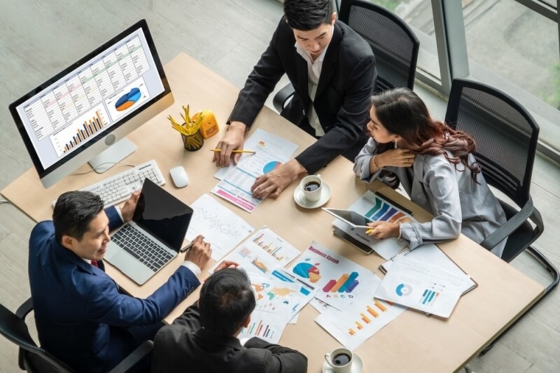 business meeting on agile technology adaption