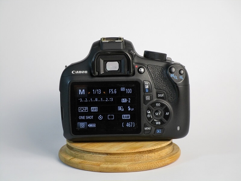 camera with basic setting mode