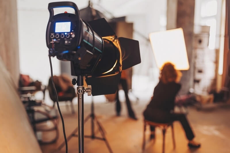 man clicking best portrait of woman