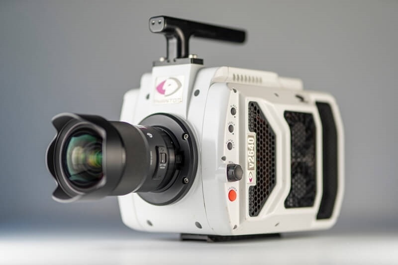 camera-speedlight-basic