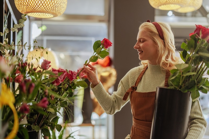 rose petal care tips,
