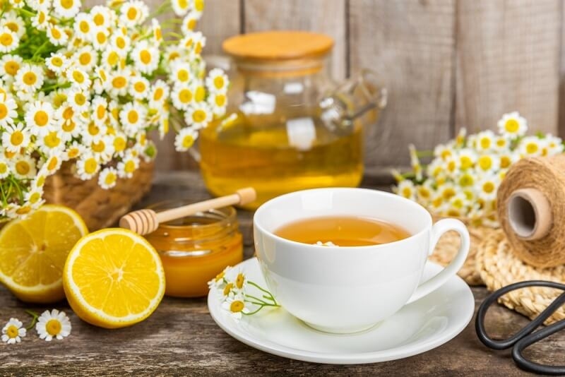chamomile tea in cup 