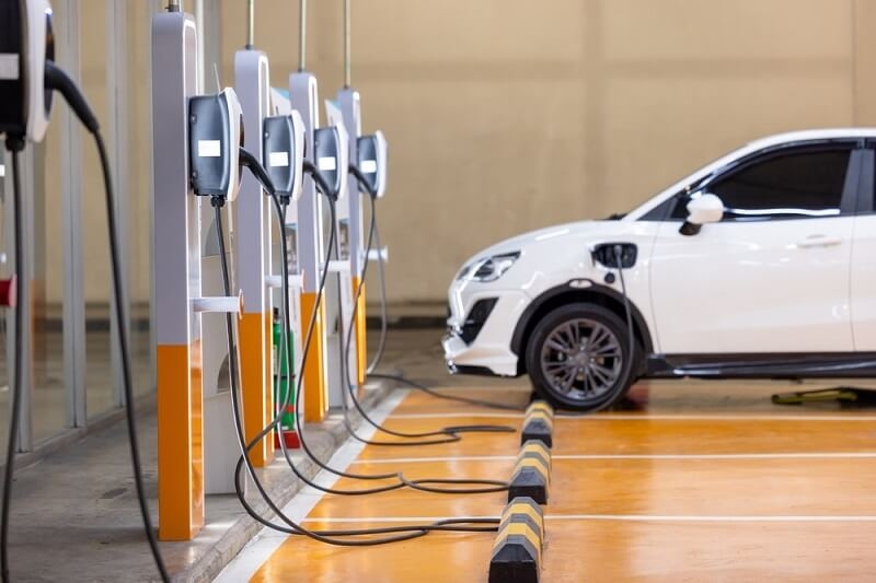charging hub for cars