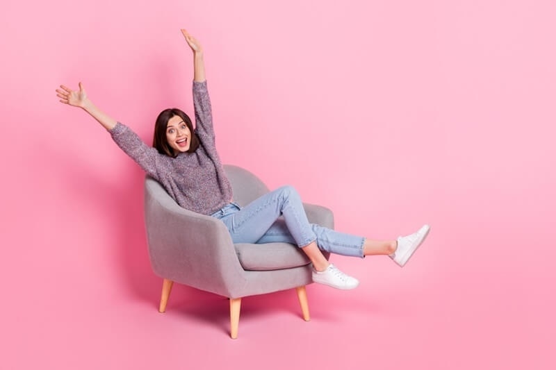 classic-denim-and-chunky-knit-combo