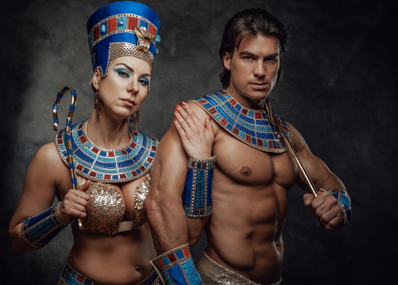 couple in traditional egyptian look