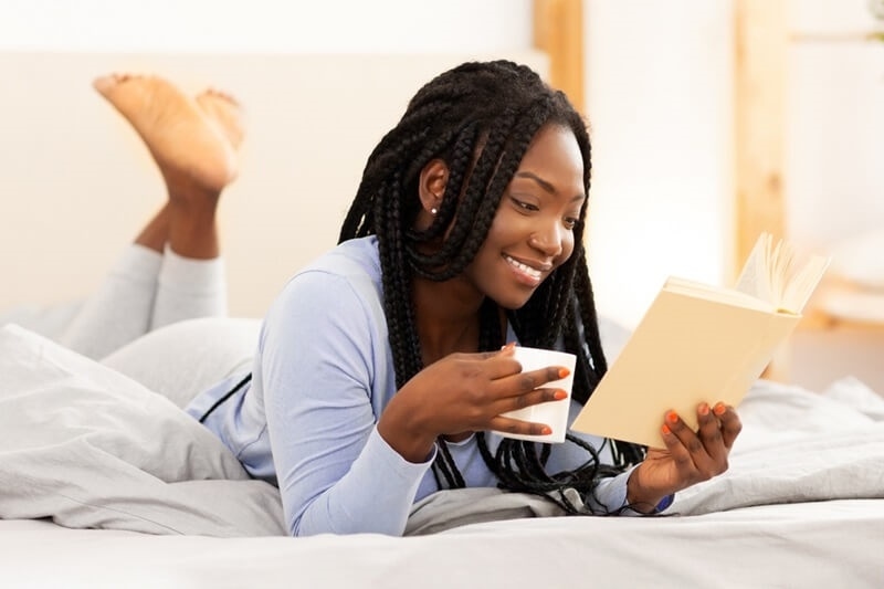 cozy-weekend-smiling-african-american-girl