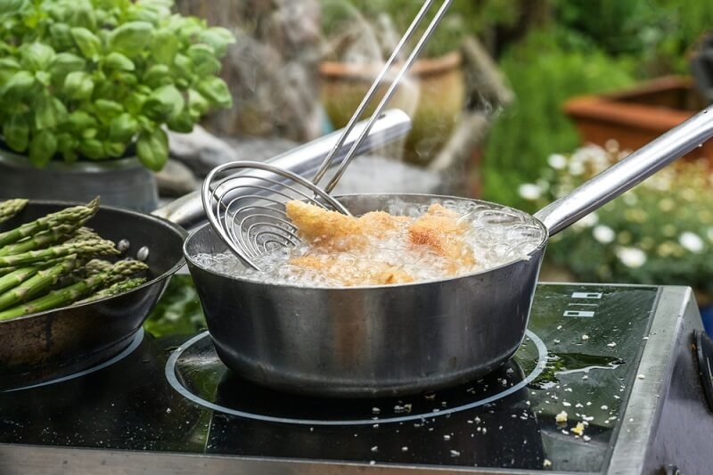 fresh and healthy oil for deep frying