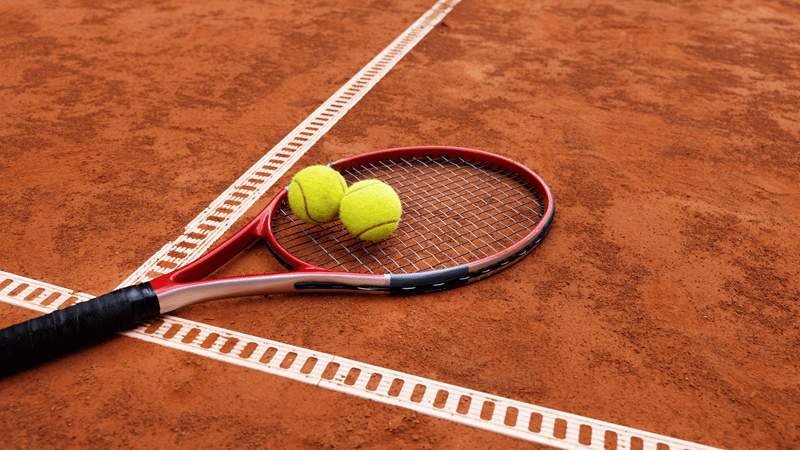 what is a flat serve in tennis