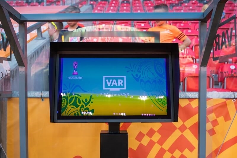 football-var-system