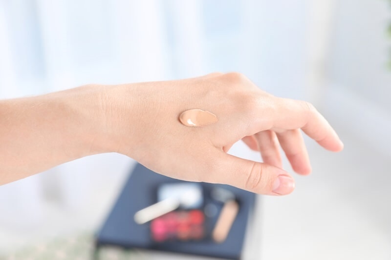 foundation-match-to-the-skin-tone