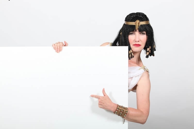 girl wearing egyptian snake headbands