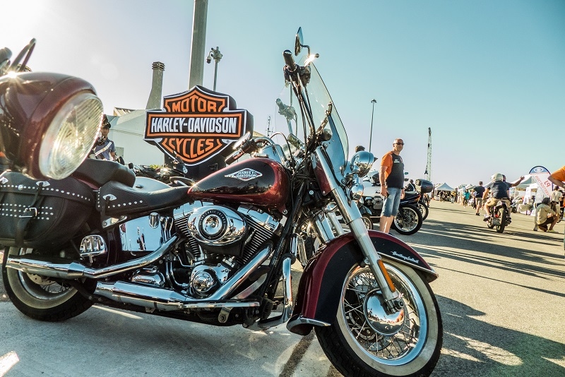 Unpacking Harley Road Glide 
