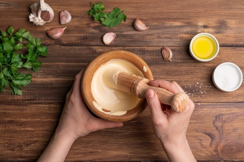 homemade-spanish-aioli-recipe