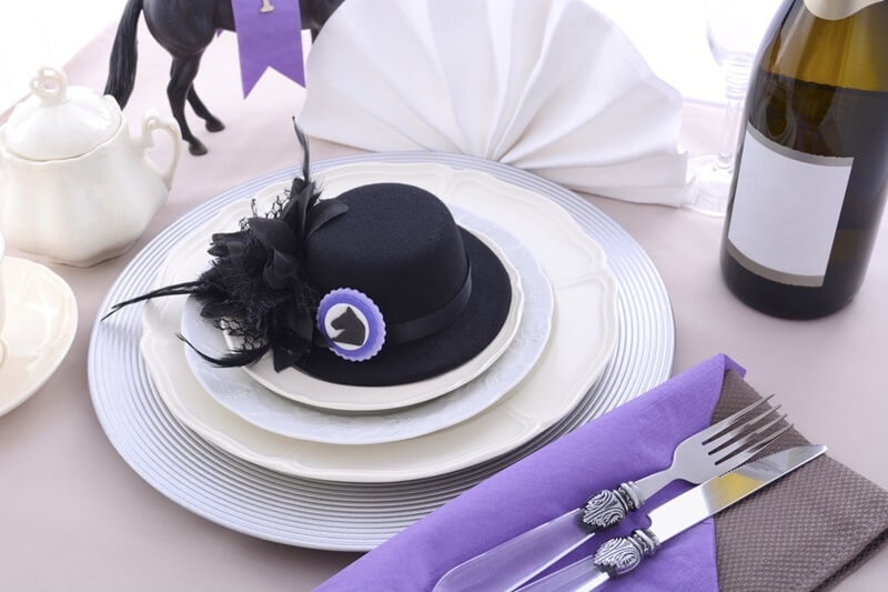 horse-racing-ladies-luncheon-fine-dining