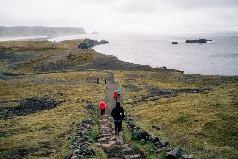 people exploring iceland adventorous