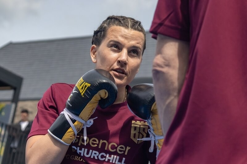 champion katie taylor boxing 