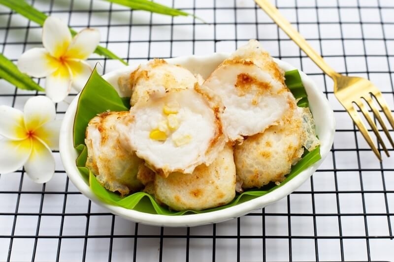 khanom-krok-thai-coconut-milk-dessert