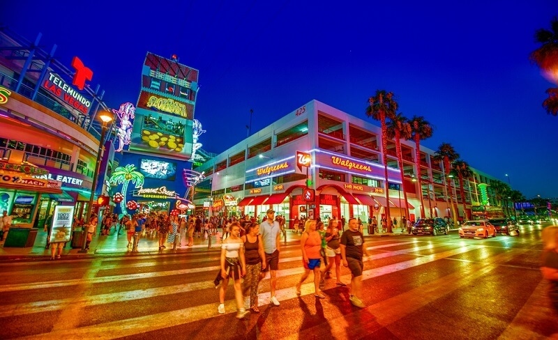 people in lasvegas main market