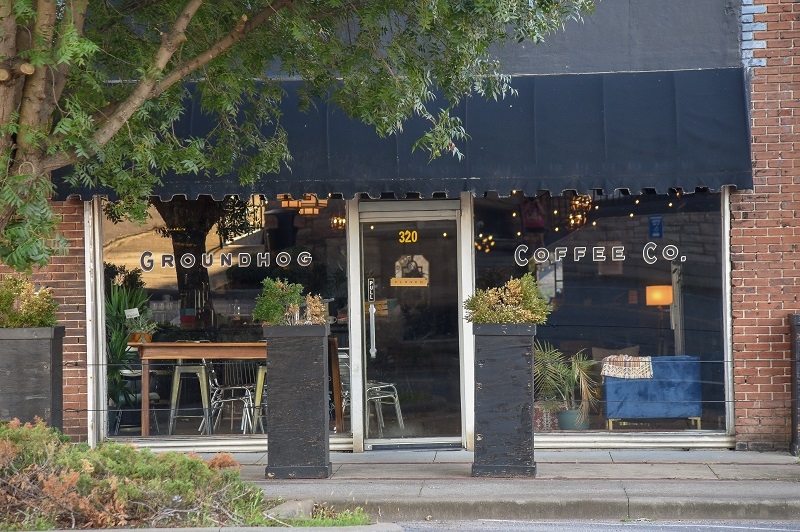 Sheffield, Alabama USA A local coffee shop in a small town - Groundhog Coffee 