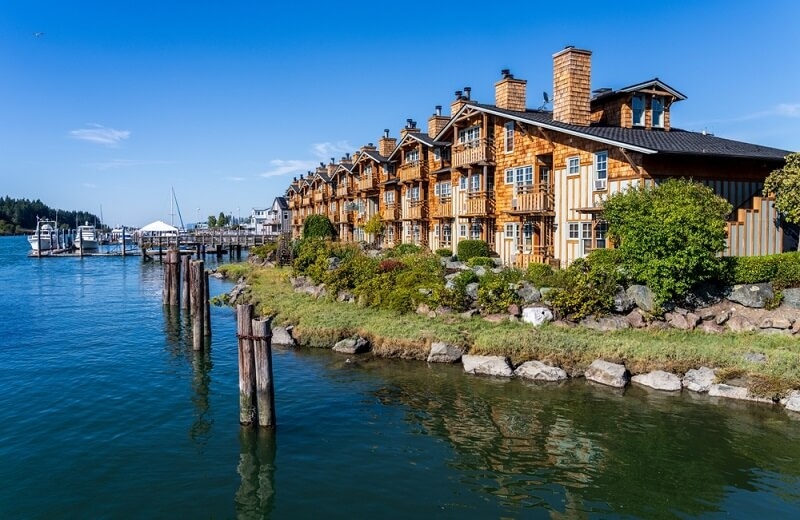 side close view of waterfront lodges 