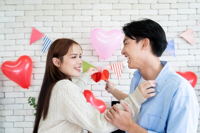 woman enjoying with her green flag boyfriend