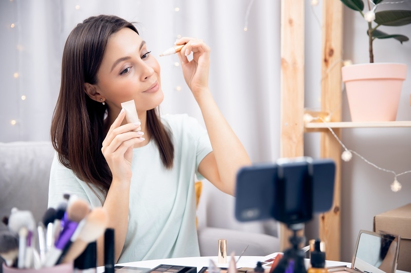 Cheek Contouring Methods