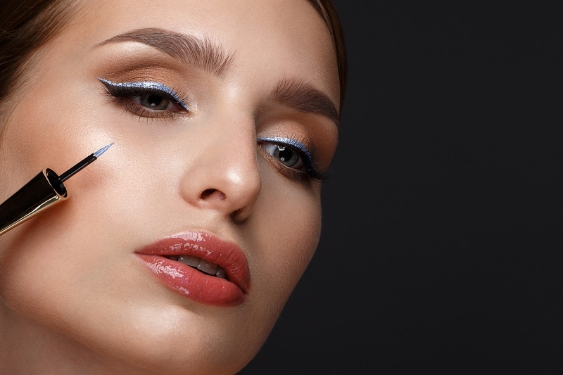 traditional makeup