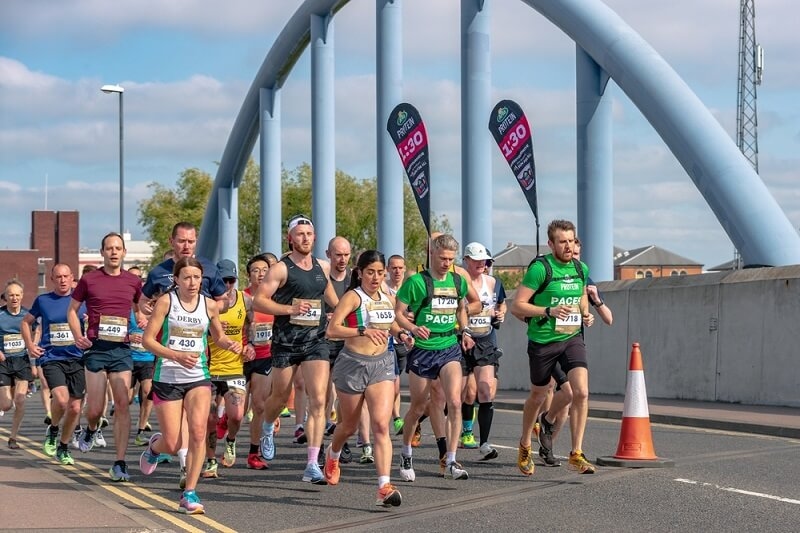 people participating in minimarathon 