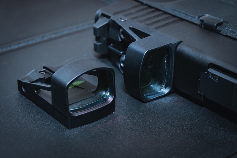 modern-red-dot-sights-pistols
