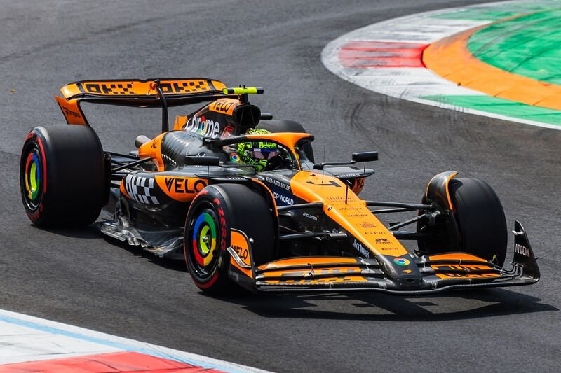 tifosi monza on track