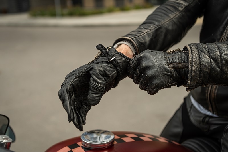 Right Gloves for Your Riding Style
