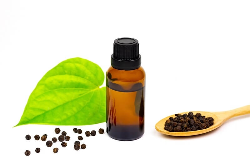 black pepper solid with liquid oil