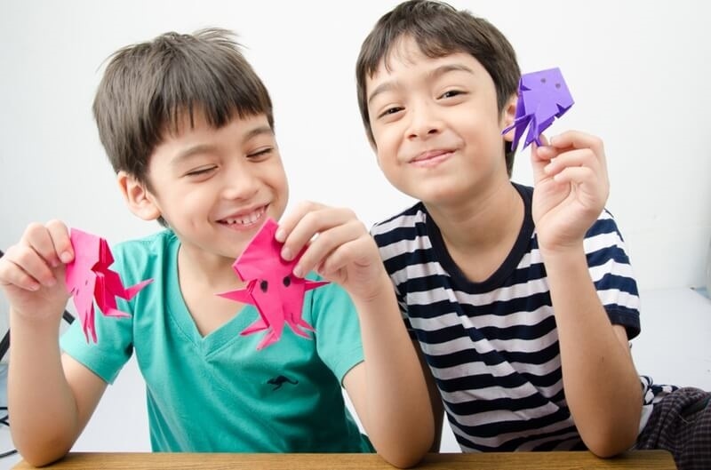 origami-paper-craft-for-kids-metal-wellness