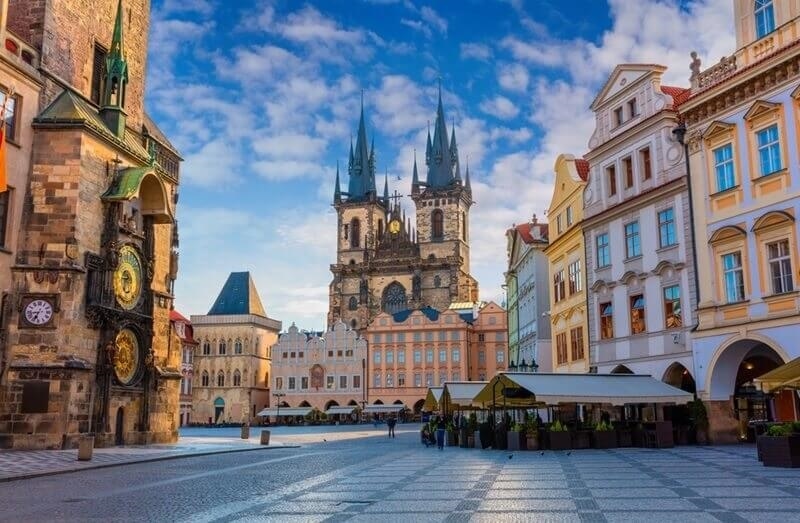 prague-old-town