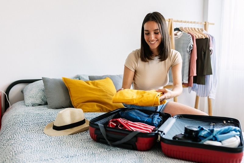 girl doing packing