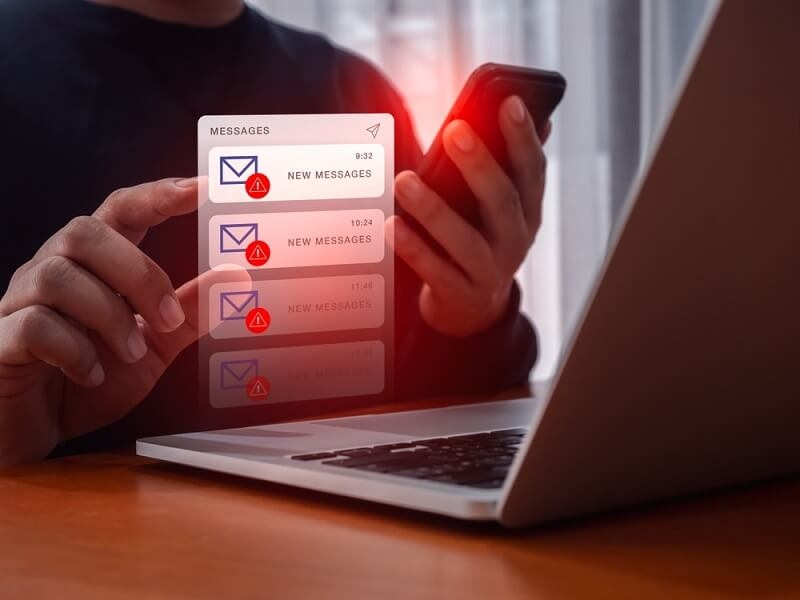 user recieving multiple sms on smartphone