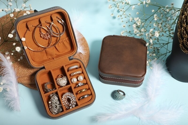 travel-jewelry-cases