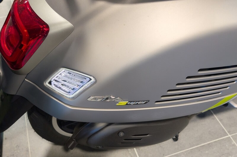 vespa gts super 300 enhine look